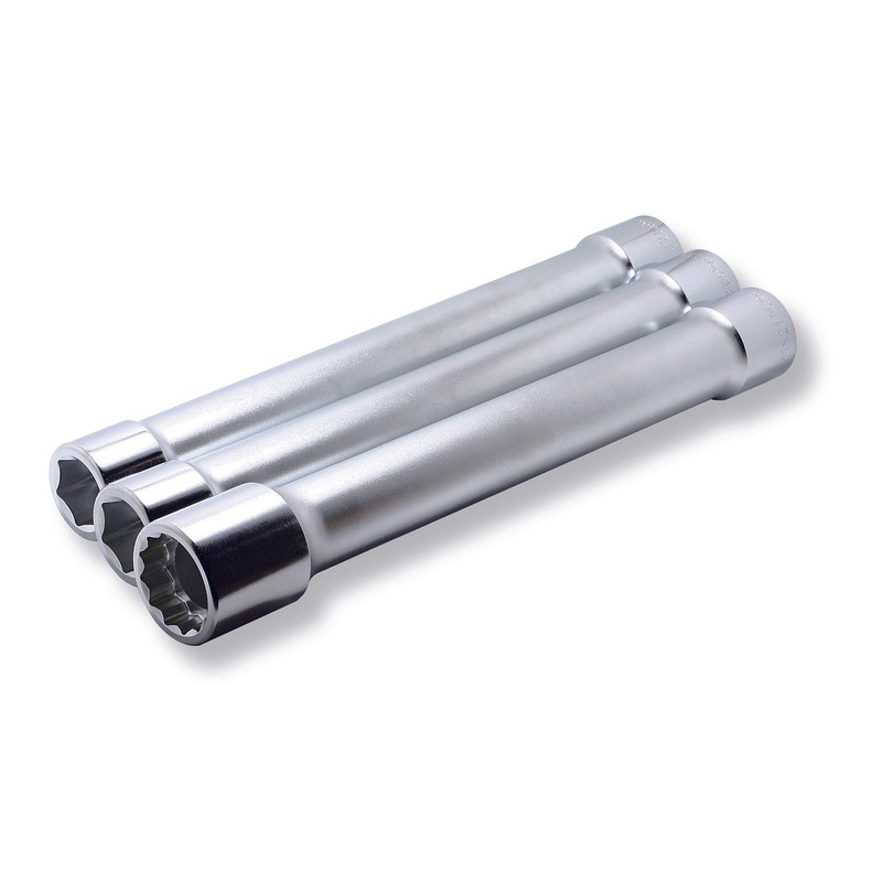 1 Sq. Dr. Extra Long Wheel Nut Socket  32mm 6 point Length 400mm